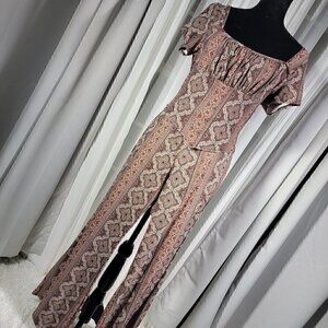 SKY Plus 2pc Pants Suit Size M Fits Like An 8-10